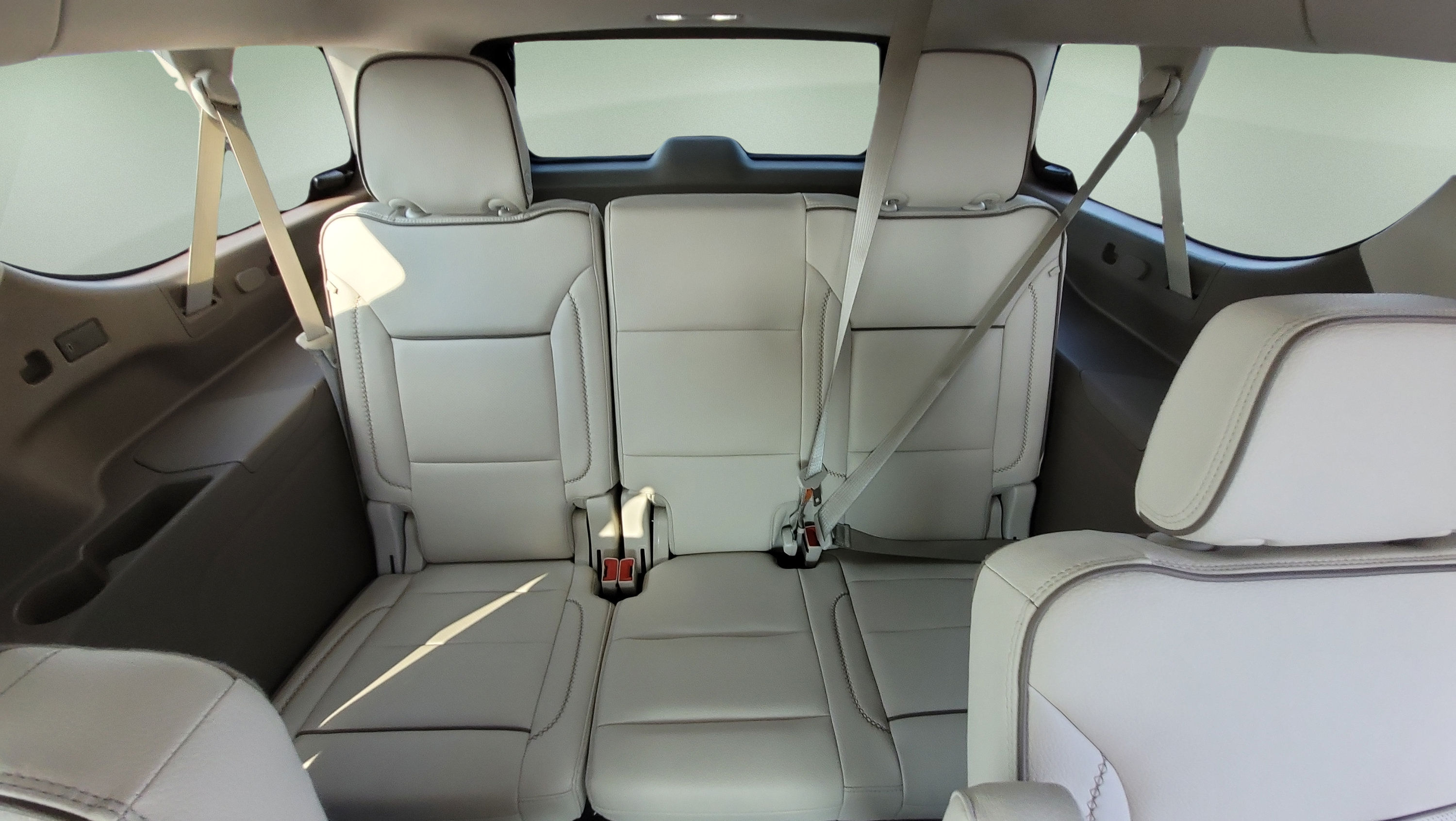 Used 2024 GMC Yukon XL Denali w/ Denali Reserve Package AWD/4WD image 17