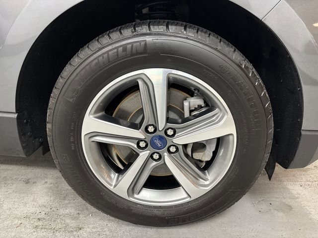 Certified 2022 Ford Edge SEL w/ Convenience Package image 2