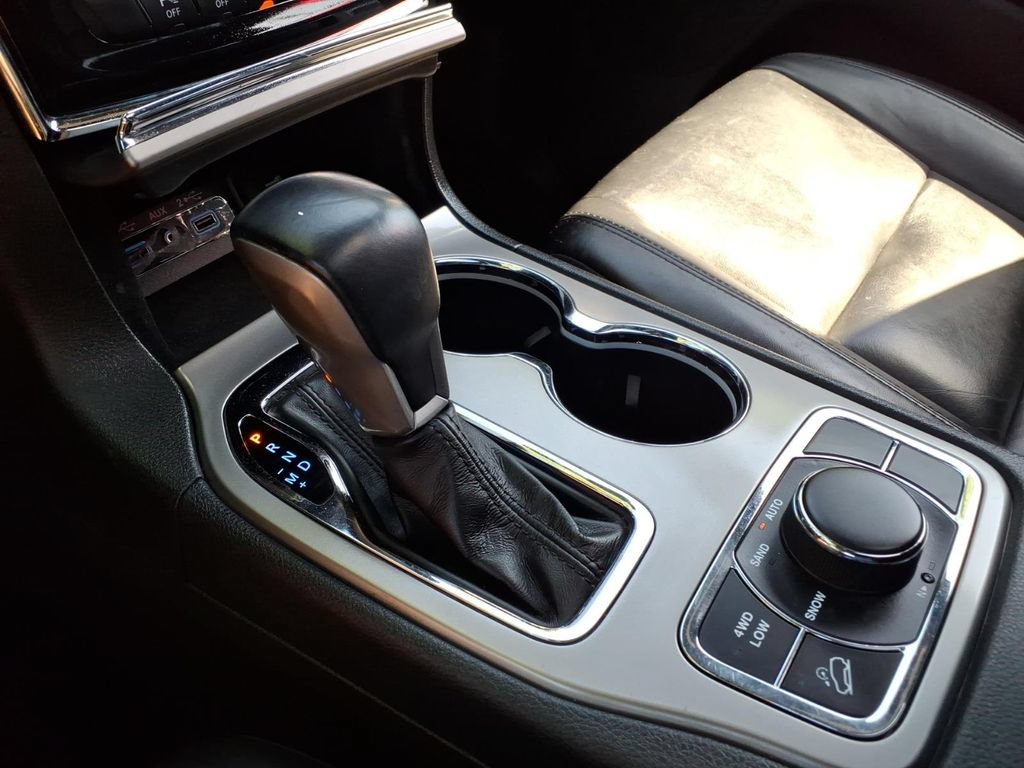 Used 2021 Jeep Grand Cherokee Limited AWD/4WD image 13