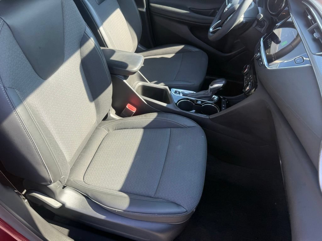 Used 2023 Buick Encore GX Preferred w/ Cold Weather Comfort Package FWD image 53