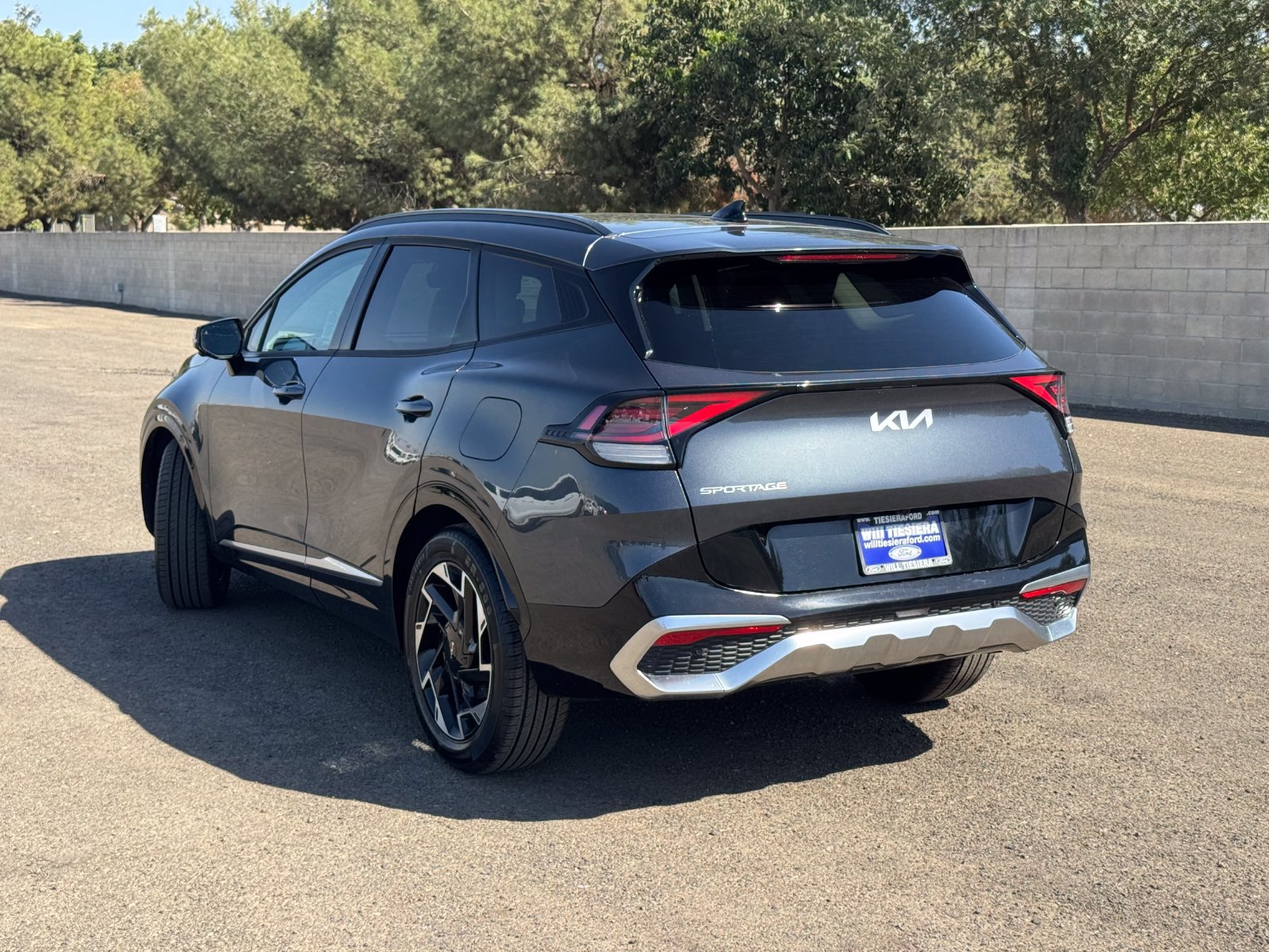 Used 2023 Kia Sportage SX FWD image 6