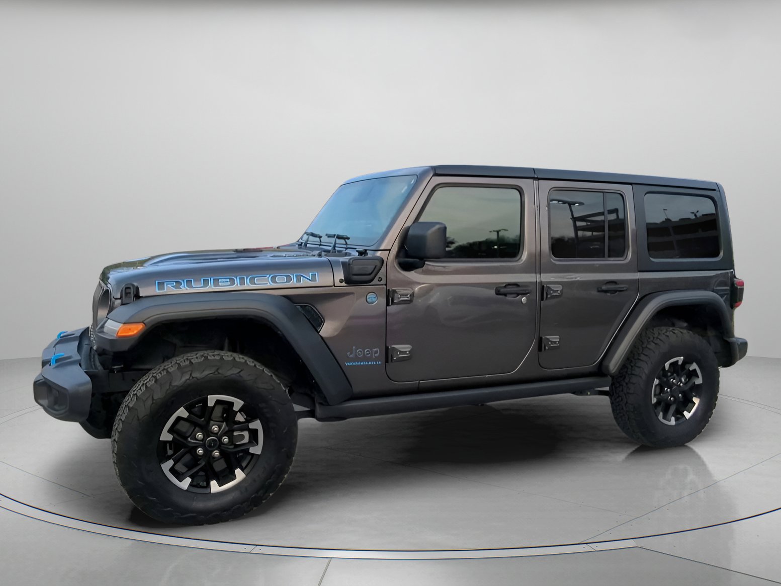 Used 2025 Jeep Wrangler Rubicon w/ Convenience Group image 13