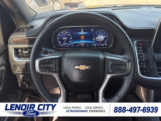 Used 2023 Chevrolet Tahoe LT w/ Luxury Package AWD/4WD image 16