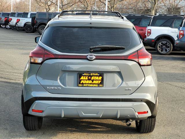 Used 2023 Nissan Kicks SR w/ Exterior Package image 4