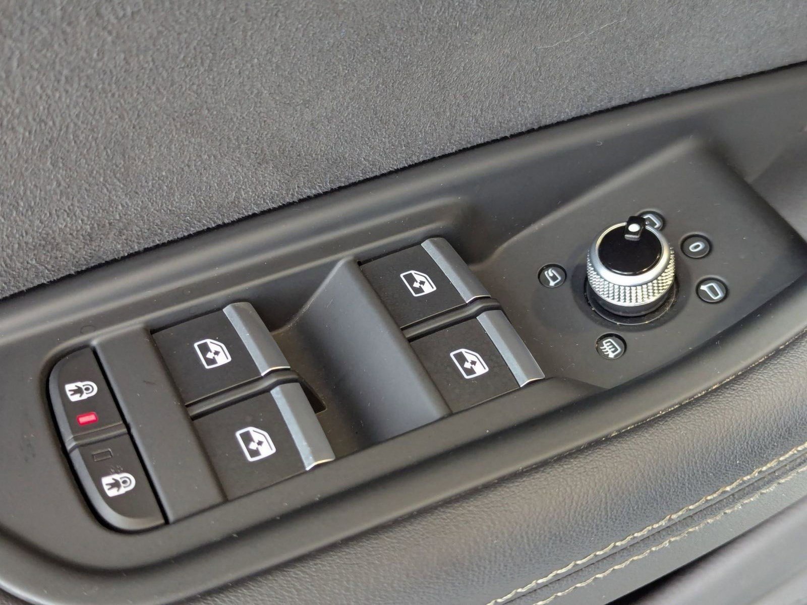 Used 2022 Audi S4 Premium Plus w/ Premium Plus Package image 23