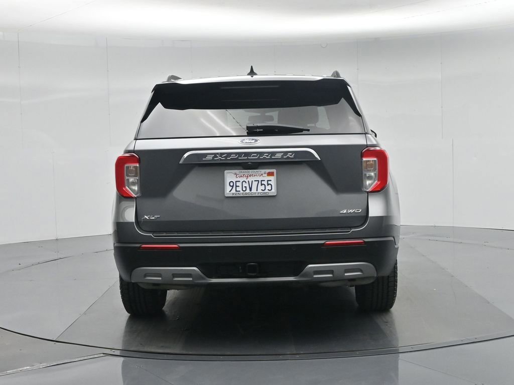 Certified 2022 Ford Explorer XLT w/ Equipment Group 202A image 14