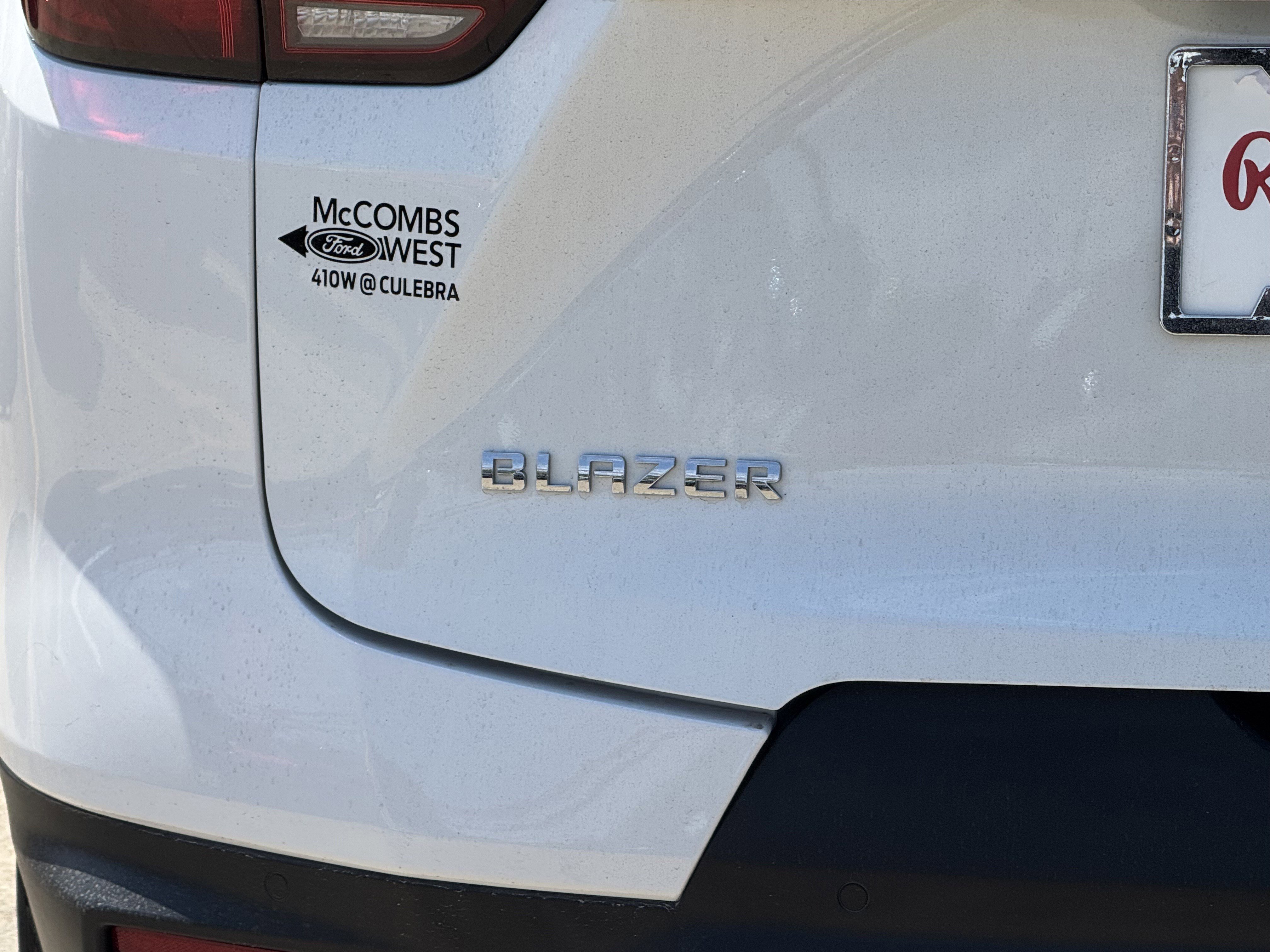 Used 2024 Chevrolet Blazer LT w/ Driver Confidence Package image 11