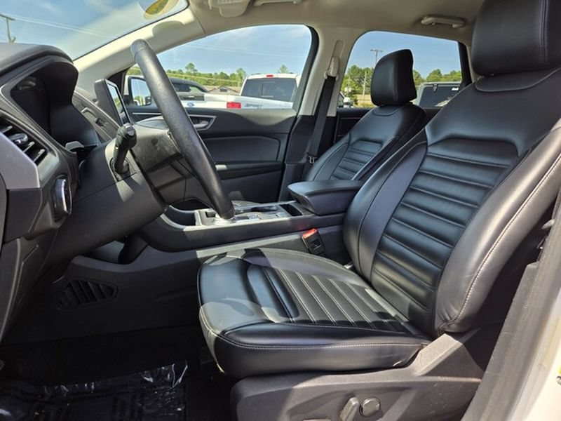 Certified 2024 Ford Edge SEL AWD/4WD image 9