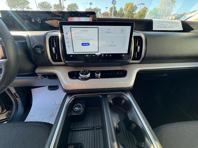 Certified 2025 Ford Expedition Active AWD/4WD image 23
