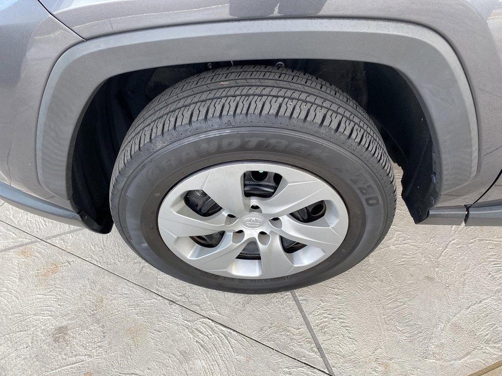 Used 2023 Toyota RAV4 LE image 23