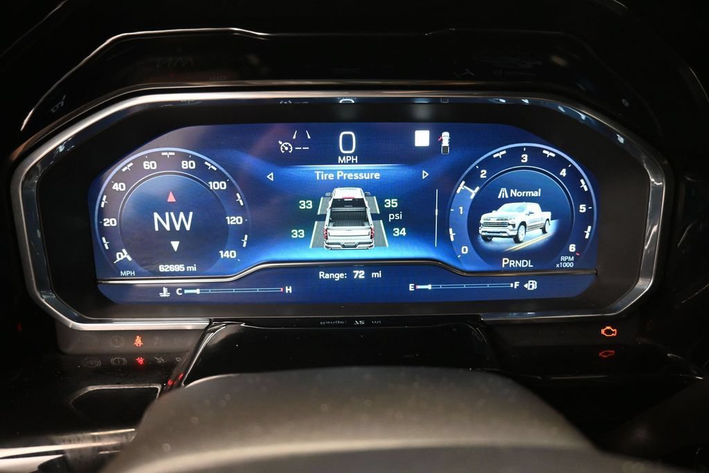 Used 2022 Chevrolet Silverado 1500 LT w/ Texas Edition Plus RWD image 9
