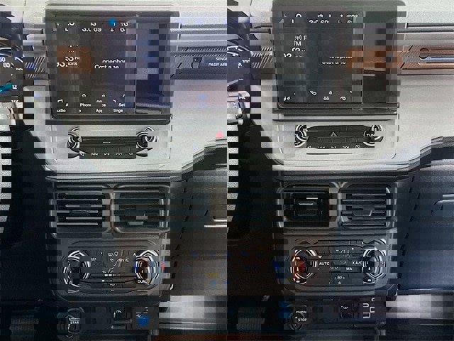 Certified 2022 Ford Maverick Lariat image 16