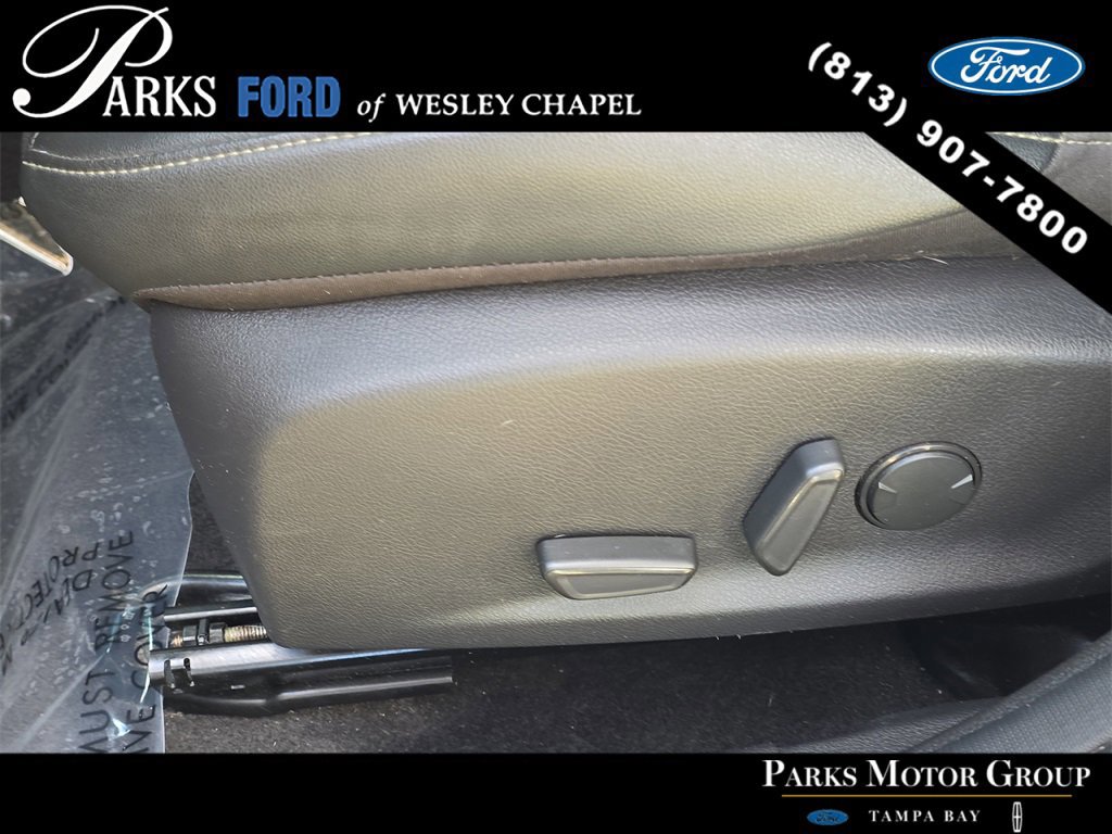 Certified 2018 Ford Focus Titanium image 18