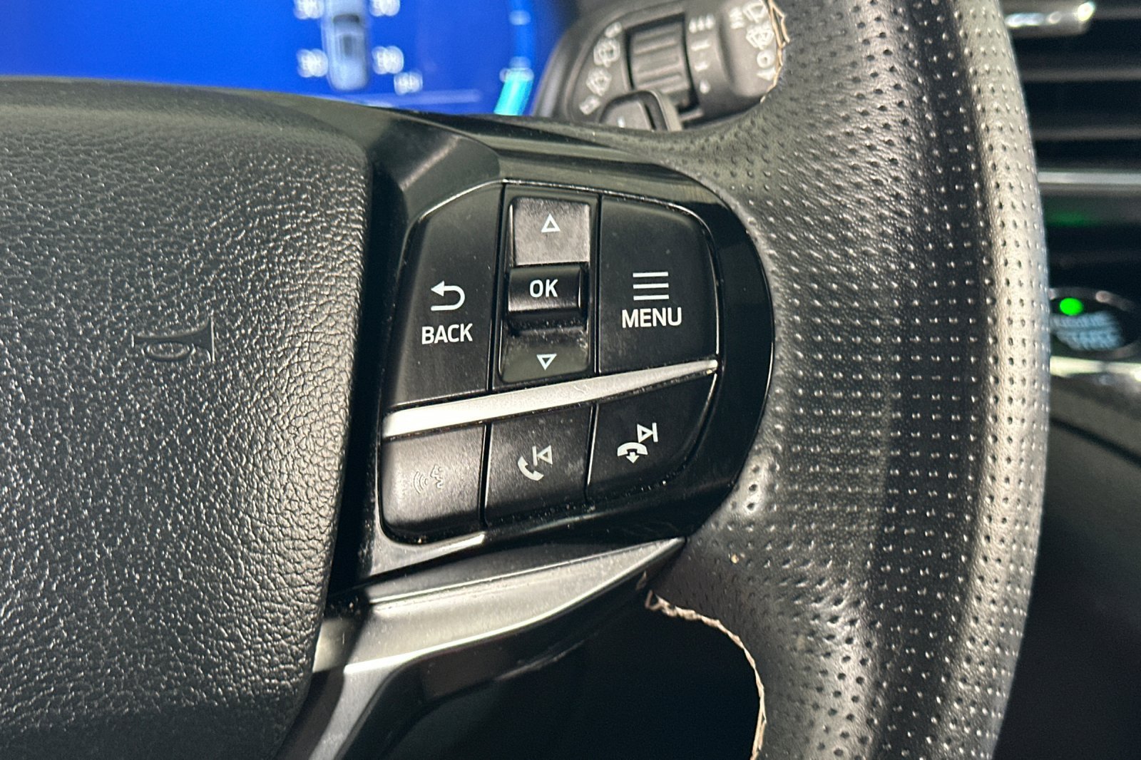 Certified 2021 Ford Explorer ST w/ Equipment Group 401A AWD/4WD image 40