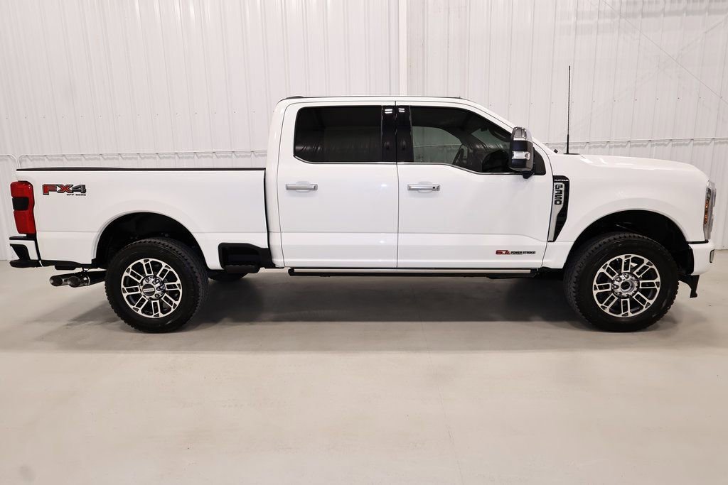 Certified 2026 Ford F350 Platinum w/ Platinum Plus Package AWD/4WD image 9