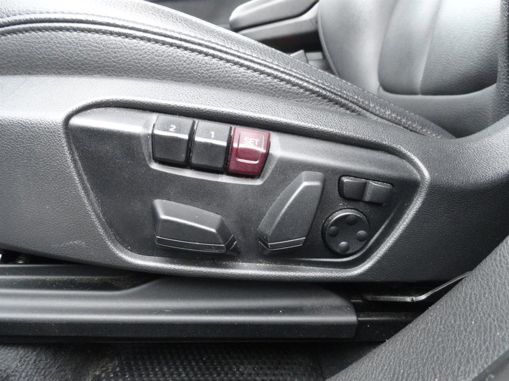 Used 2019 BMW X1 xDrive28i w/ M Sport Package image 12