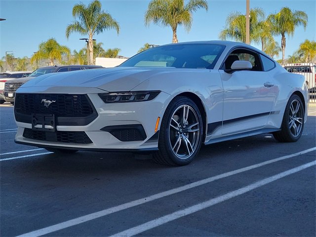Certified 2024 Ford Mustang Coupe image 5