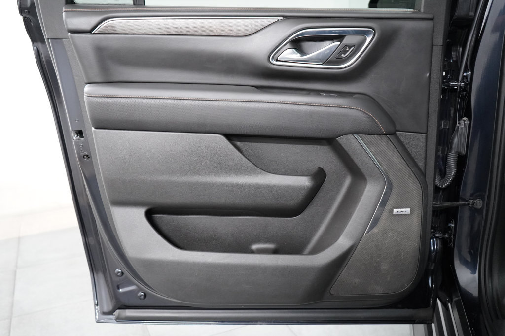 Used 2023 GMC Yukon XL AT4 AWD/4WD image 33
