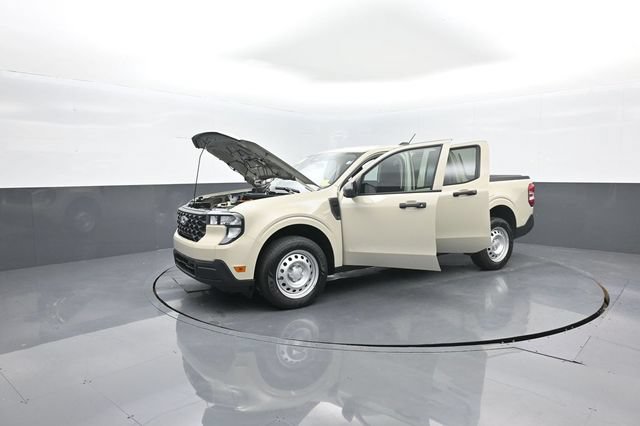 Certified 2025 Ford Maverick XL FWD image 34