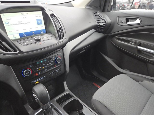 Certified 2018 Ford Escape SE w/ SE Sync 3 Package image 31