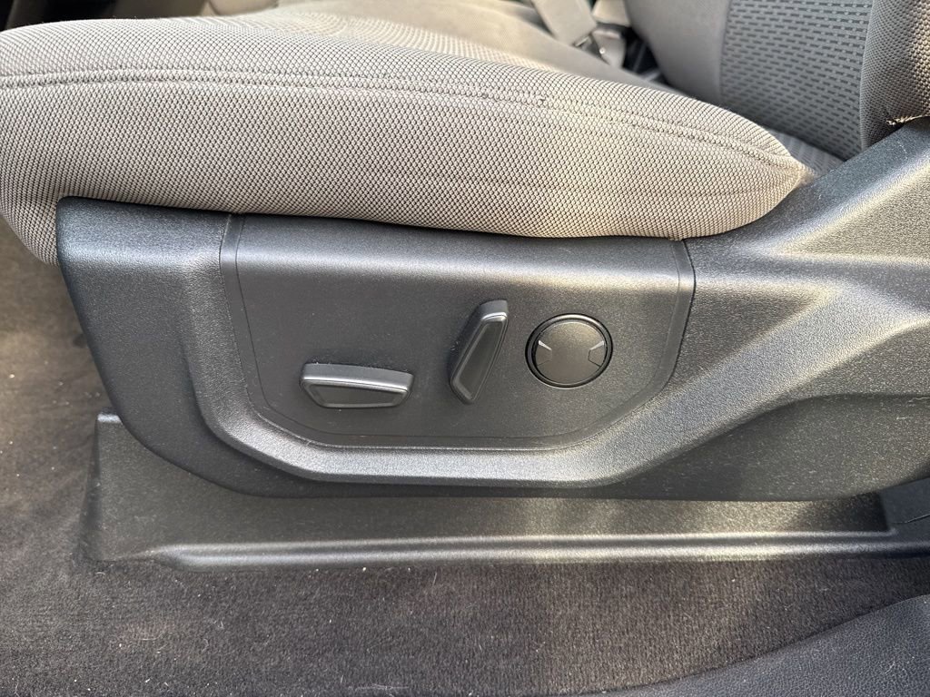 Certified 2019 Ford F150 XLT w/ Equipment Group 302A Luxury image 9