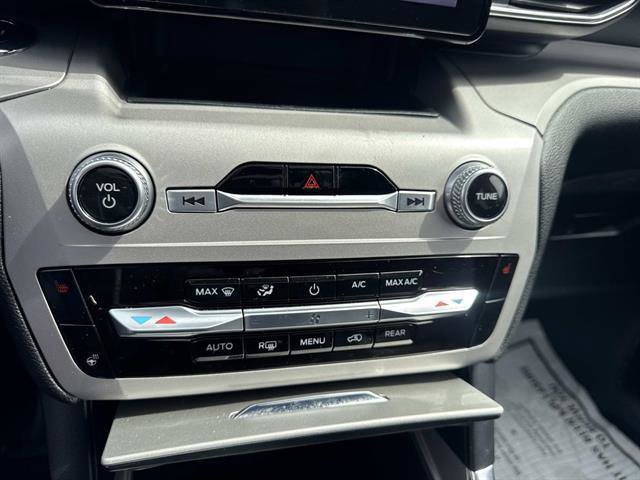 Certified 2023 Ford Explorer XLT w/ Equipment Group 202A image 46