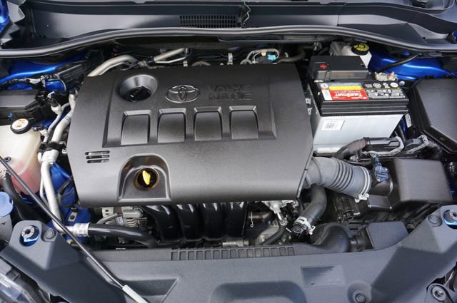 Used 2020 Toyota C-HR XLE image 11