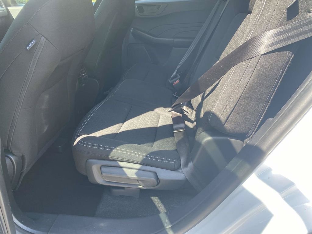 Certified 2025 Ford Escape Active FWD image 14