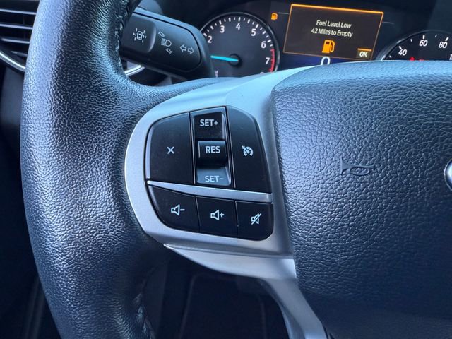 Certified 2022 Ford Explorer XLT w/ Equipment Group 202A image 15