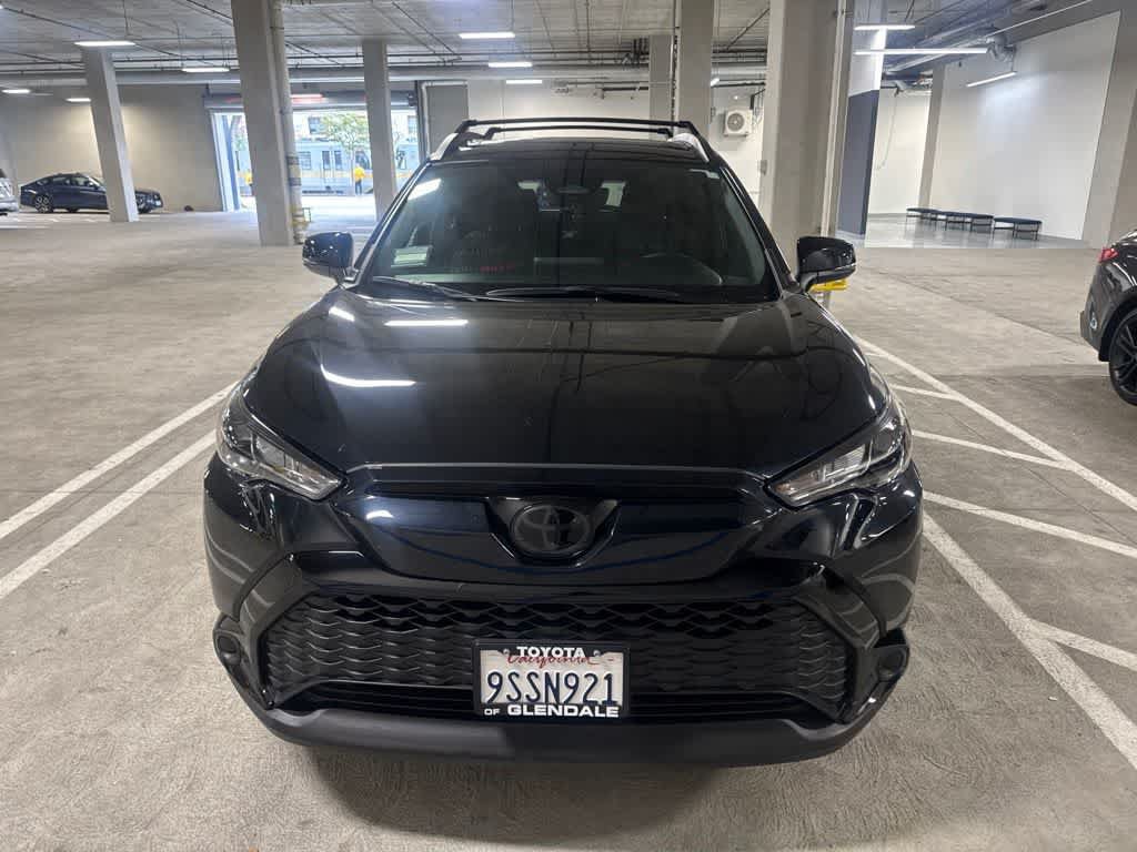 Used 2025 Toyota Corolla Cross AWD Hybrid w/ Moonroof Package image 8