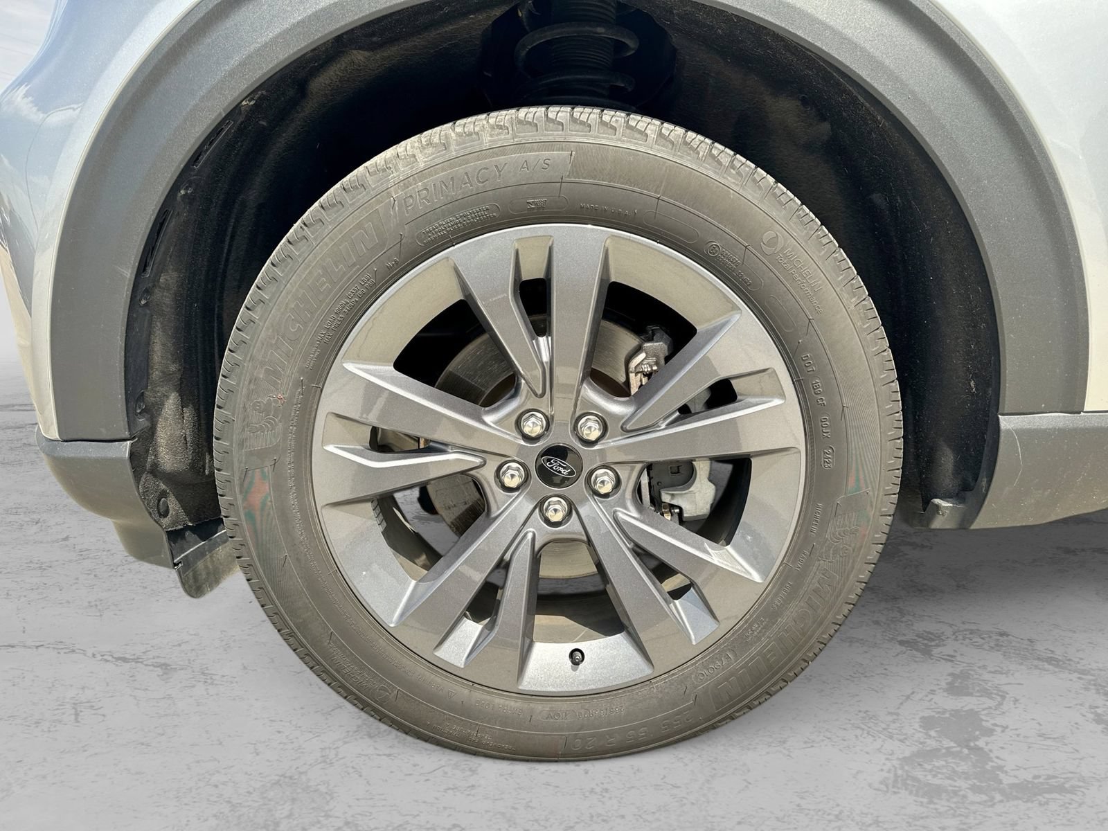 Certified 2023 Ford Explorer XLT w/ Equipment Group 202A AWD/4WD image 14