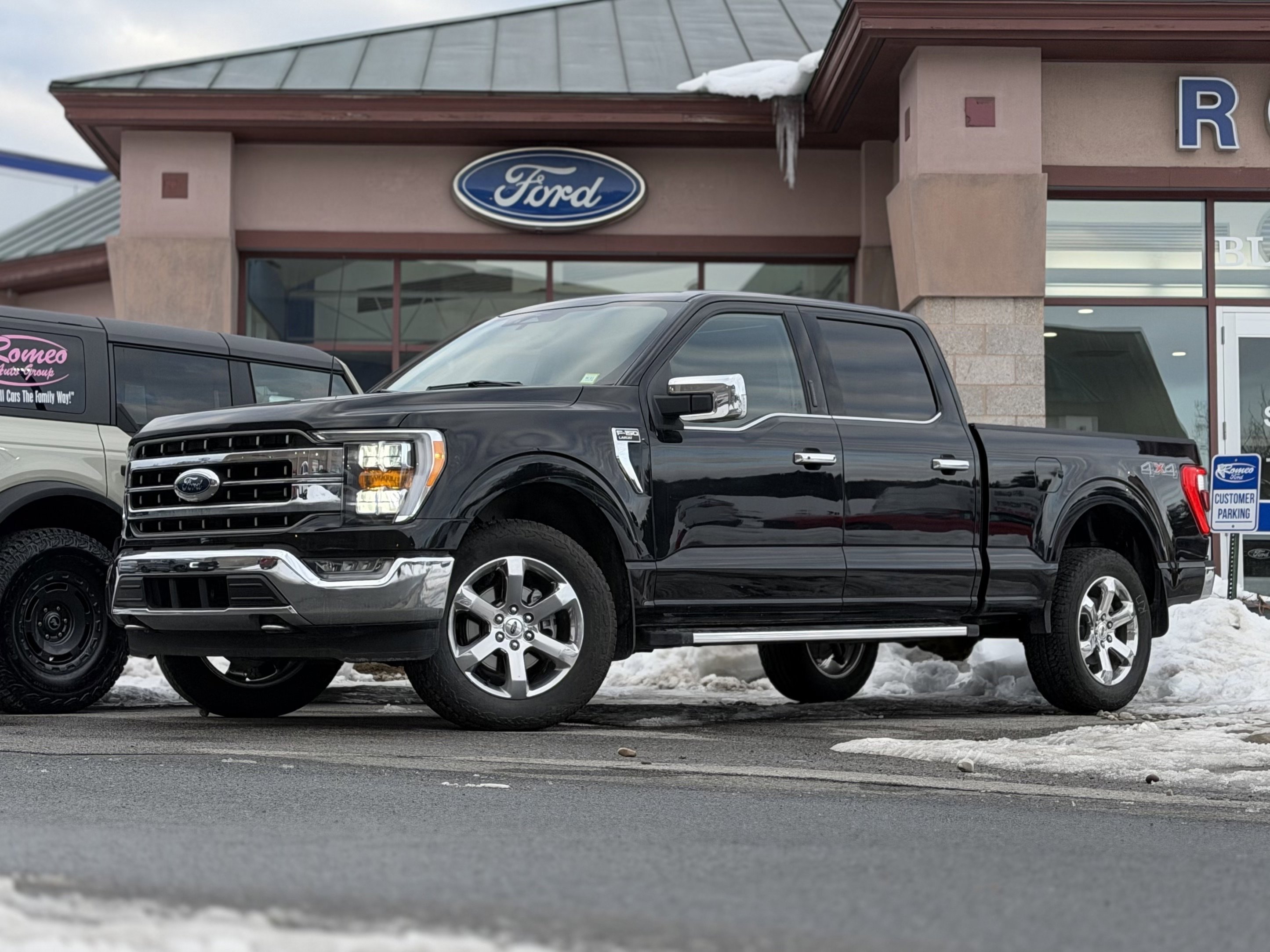 Certified 2023 Ford F150 Lariat image 1