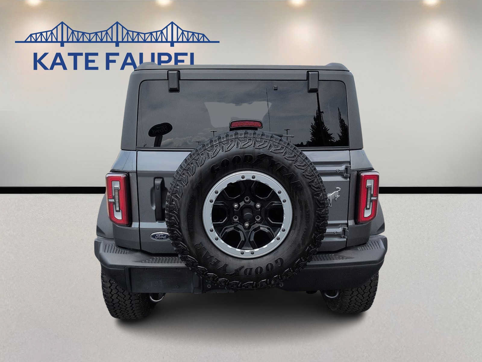 Certified 2025 Ford Bronco Badlands w/ Sasquatch Package AWD/4WD image 6