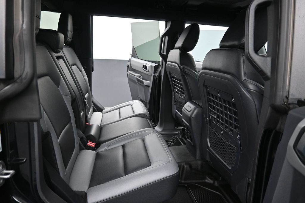 Certified 2024 Ford Bronco Black Diamond AWD/4WD image 30