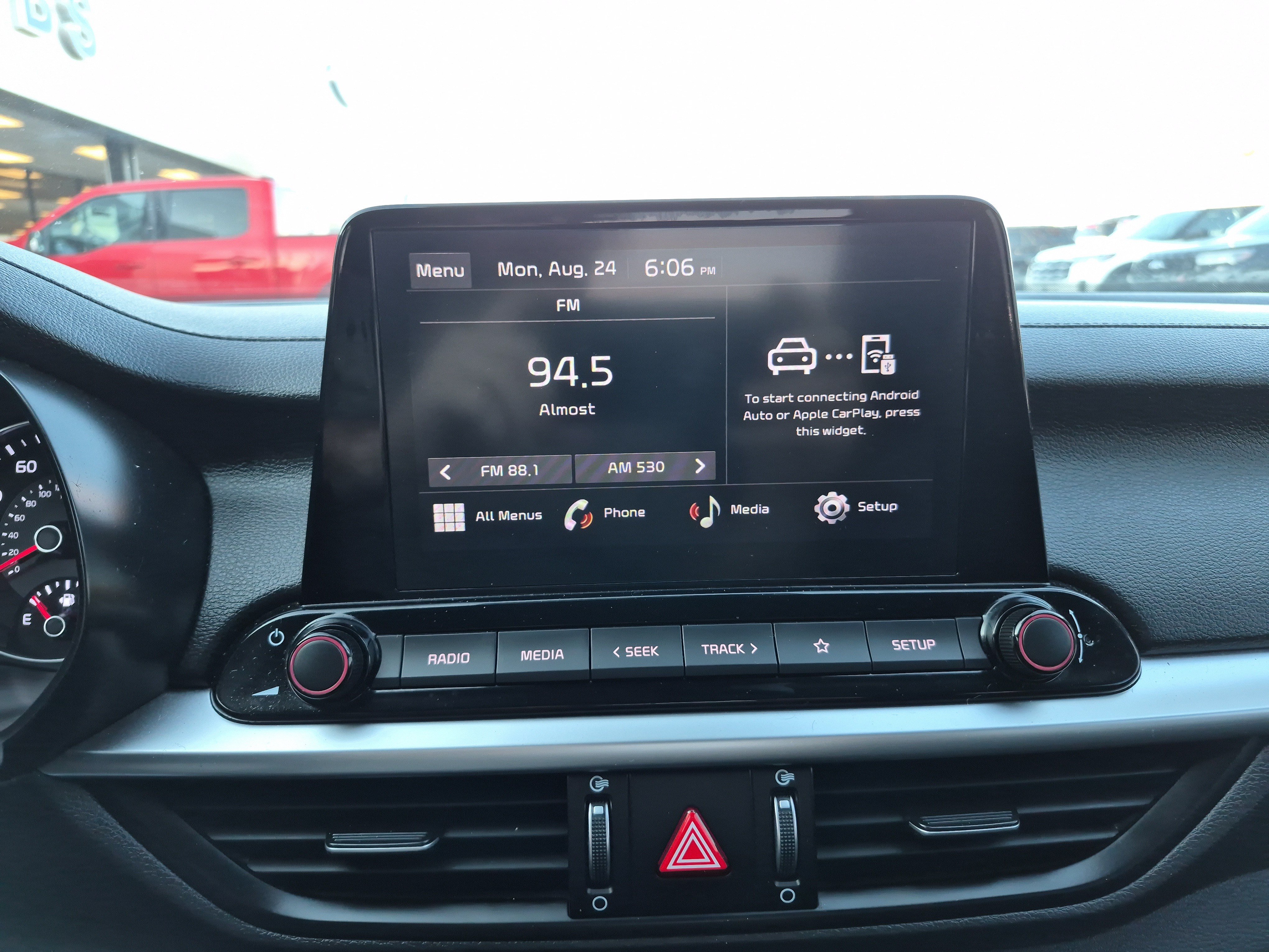 Used 2024 Kia Forte LXS FWD image 28