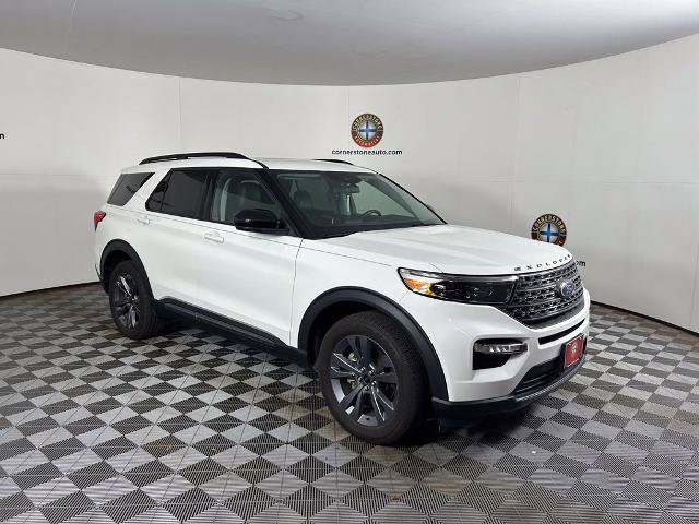 Certified 2022 Ford Explorer XLT w/ Equipment Group 202A AWD/4WD image 16
