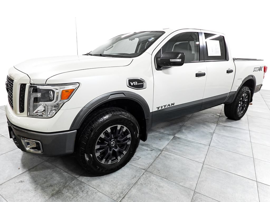 Used 2017 Nissan Titan PRO-4X AWD/4WD image 4