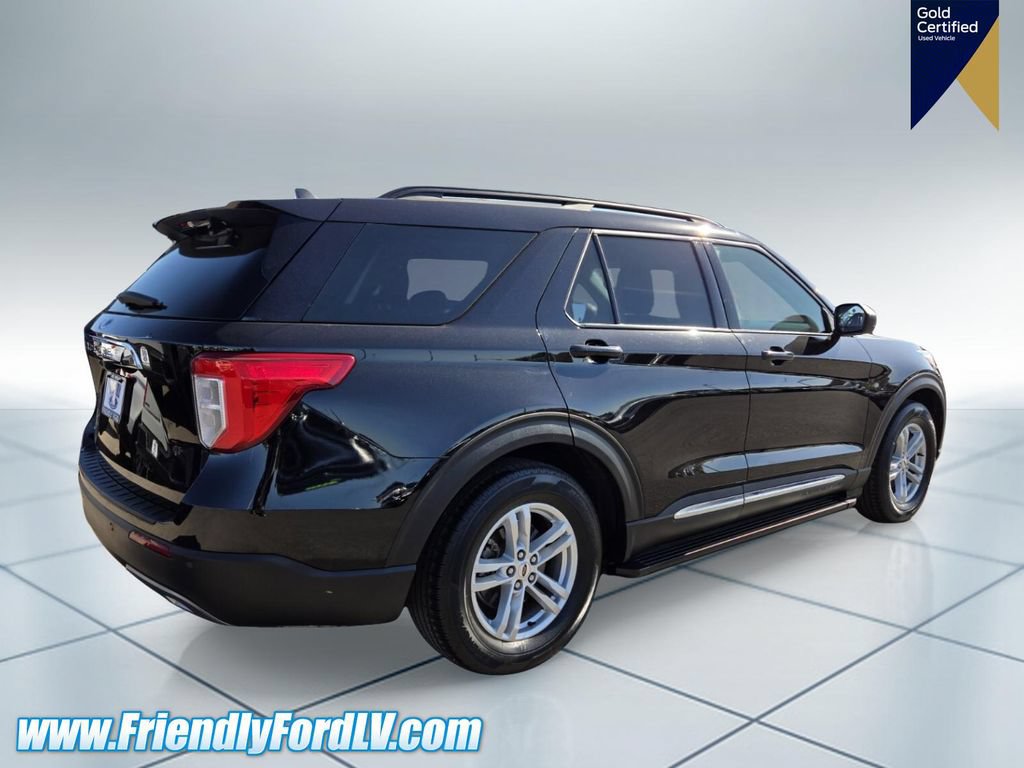 Certified 2022 Ford Explorer XLT w/ Equipment Group 202A RWD image 4
