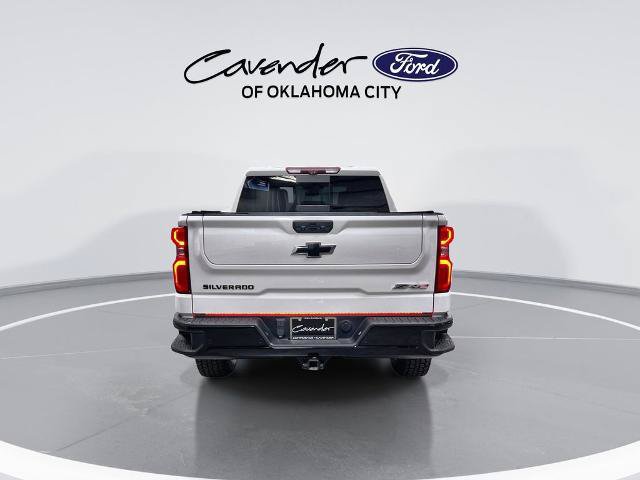 Used 2023 Chevrolet Silverado 1500 ZR2 w/ Technology Package AWD/4WD image 7