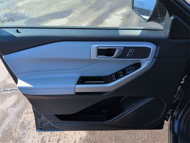 Certified 2023 Ford Explorer XLT w/ Equipment Group 202A image 6