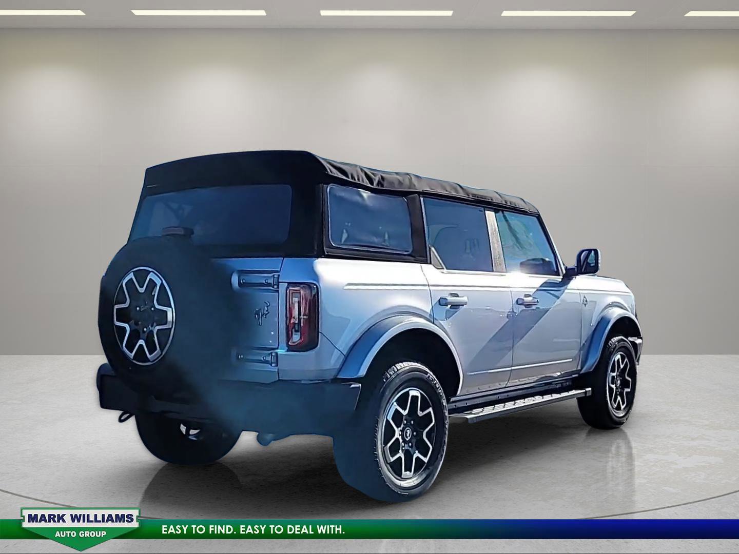 Certified 2023 Ford Bronco Outer Banks AWD/4WD image 5