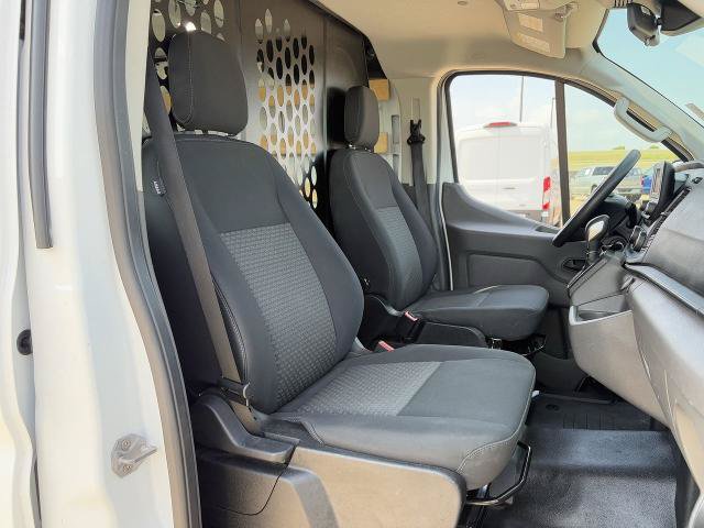 Certified 2025 Ford Transit 250 Low Roof w/ Exterior Upgrade Package RWD image 28