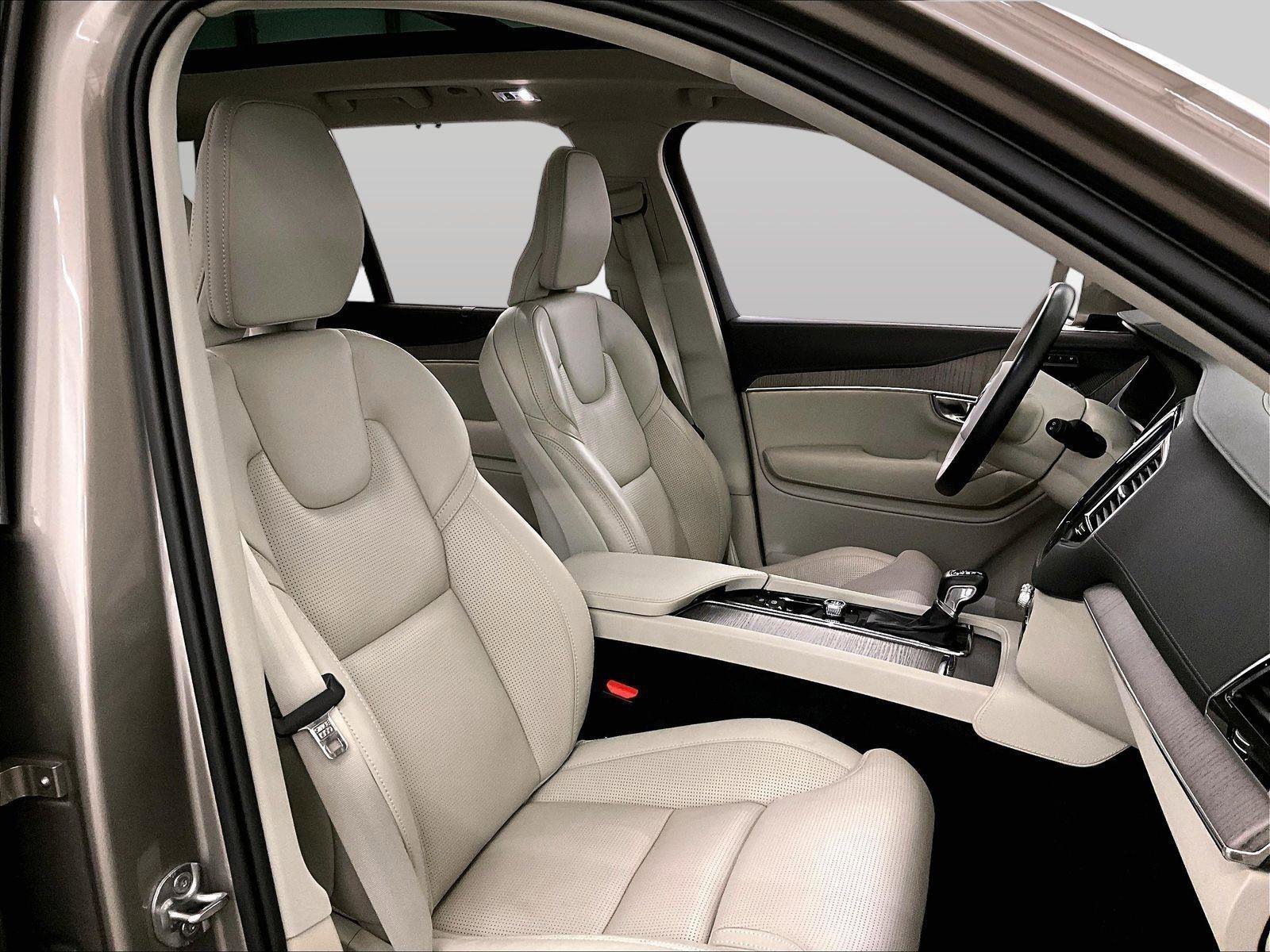 Used 2022 Volvo XC90 T6 Inscription w/ Advanced Package image 7