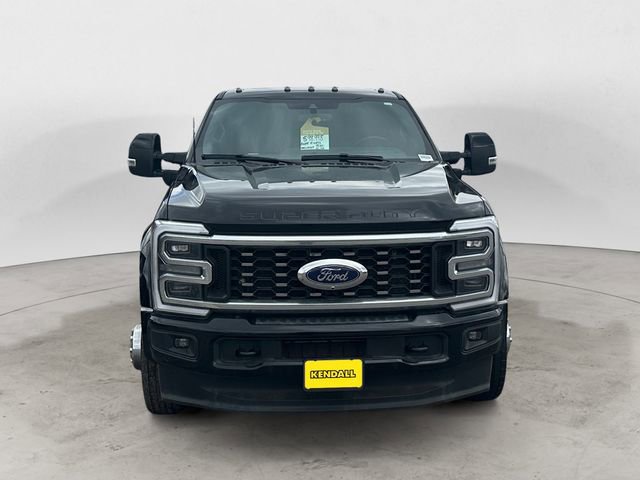 Certified 2025 Ford F450 Platinum w/ FX4 Off-Road Package AWD/4WD image 8