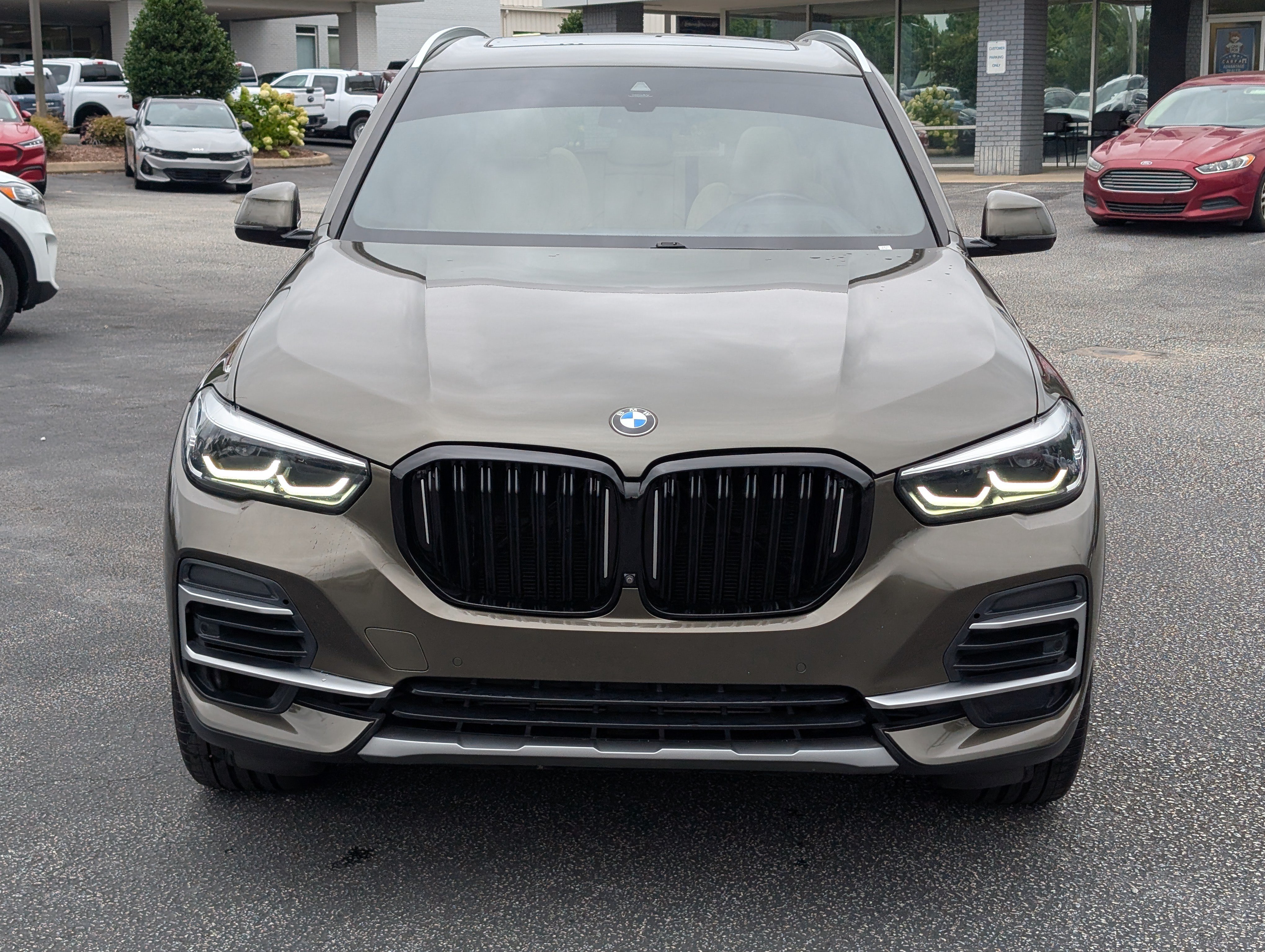 Used 2022 BMW X5 sDrive40i w/ Premium Package RWD image 3