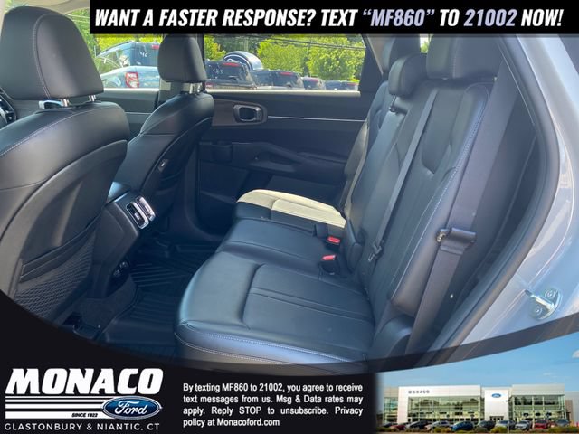Used 2023 Kia Sorento S w/ Panoramic Sunroof Package AWD/4WD image 12
