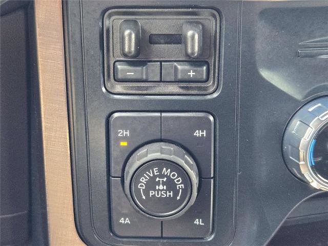 Certified 2025 Ford F150 King Ranch AWD/4WD image 19