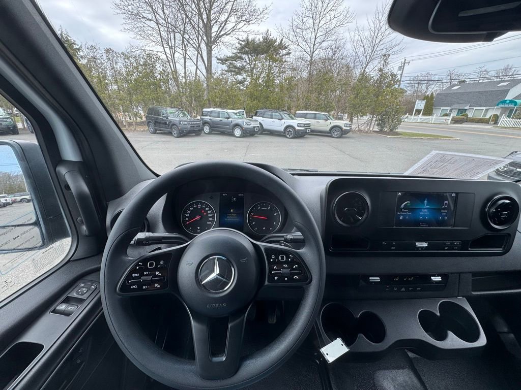 Used 2023 Mercedes-Benz Sprinter 2500 image 11