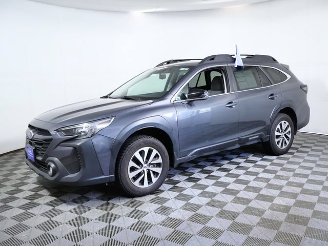 Used 2024 Subaru Outback Premium AWD/4WD image 5