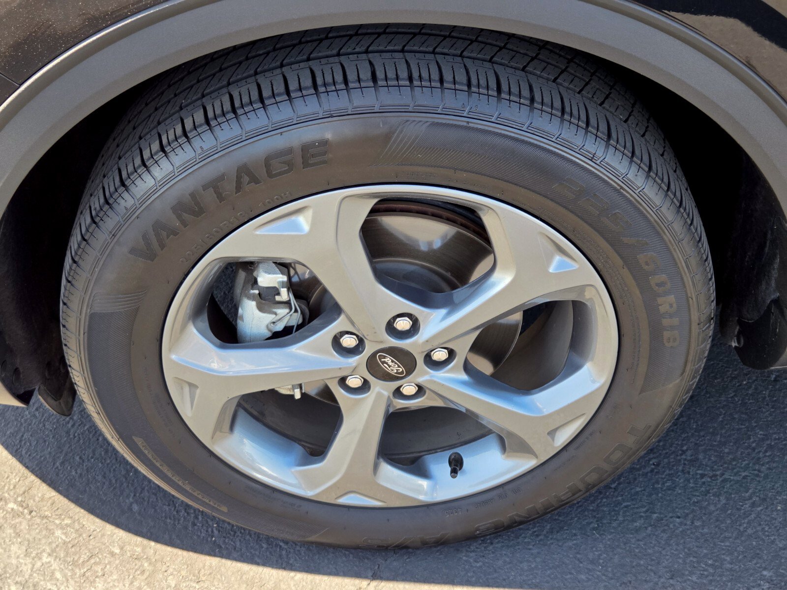 Certified 2025 Ford Escape ST-Line FWD image 9